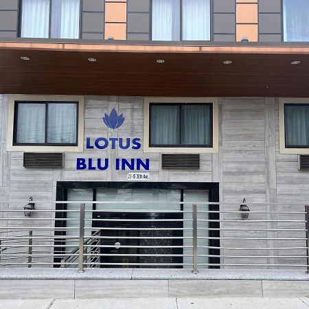Lotus Blu Inn & Suites Nova York Exterior foto