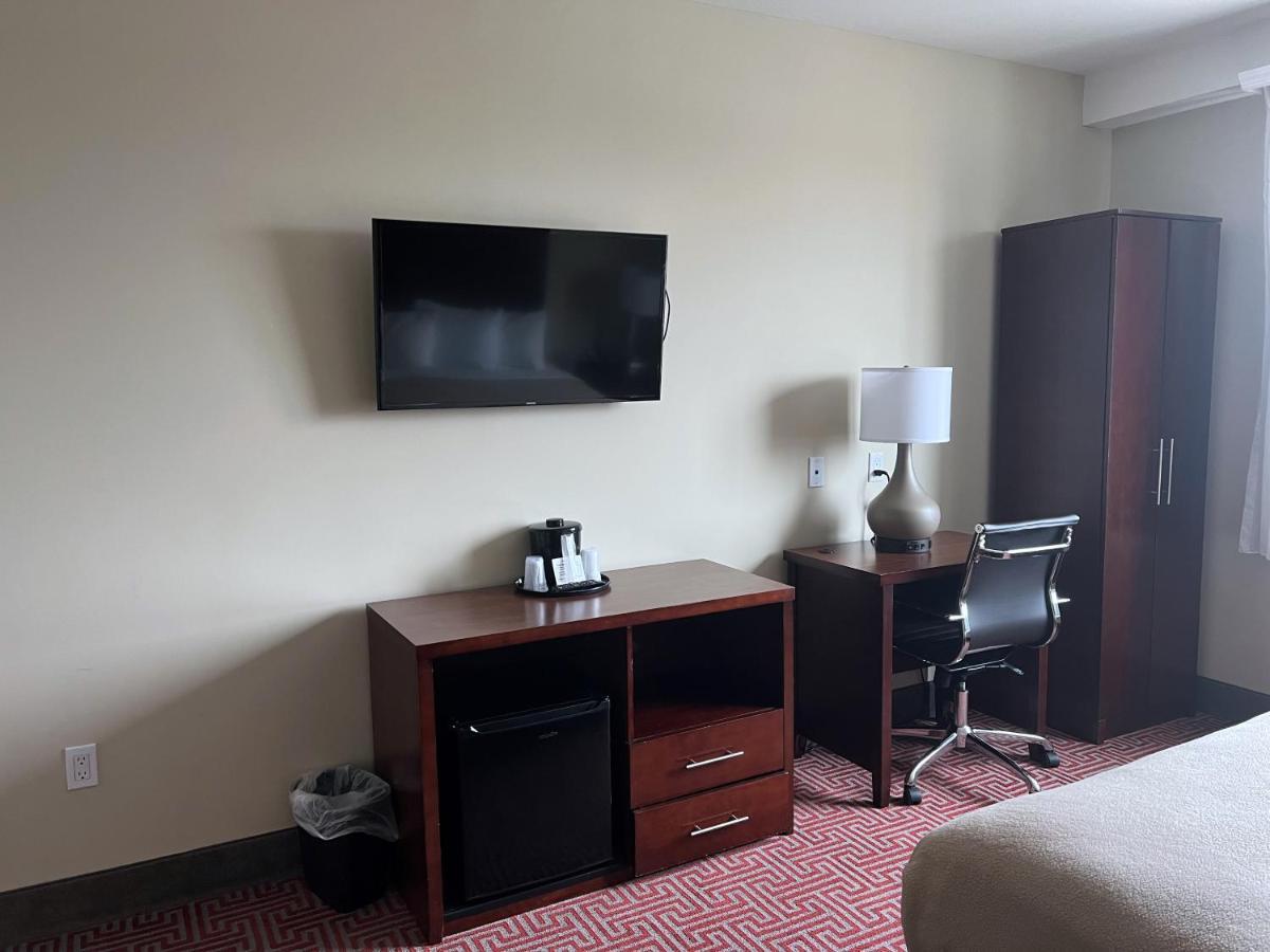 Lotus Blu Inn & Suites Nova York Exterior foto