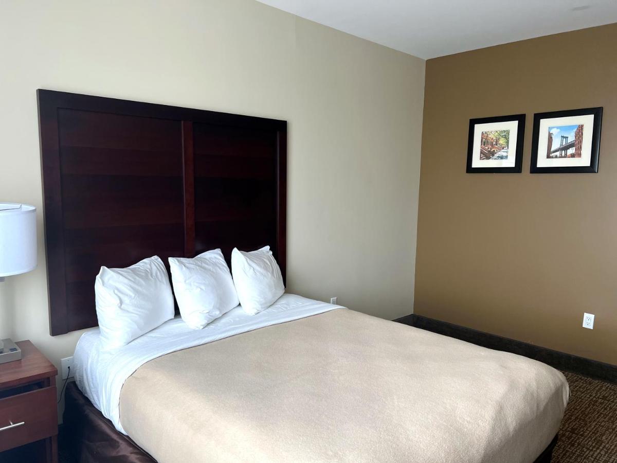Lotus Blu Inn & Suites Nova York Exterior foto